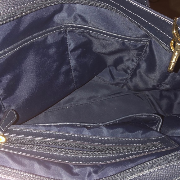 USED ONCE Michael Kors Tote/Crossbody Bag - Picture 6 of 8